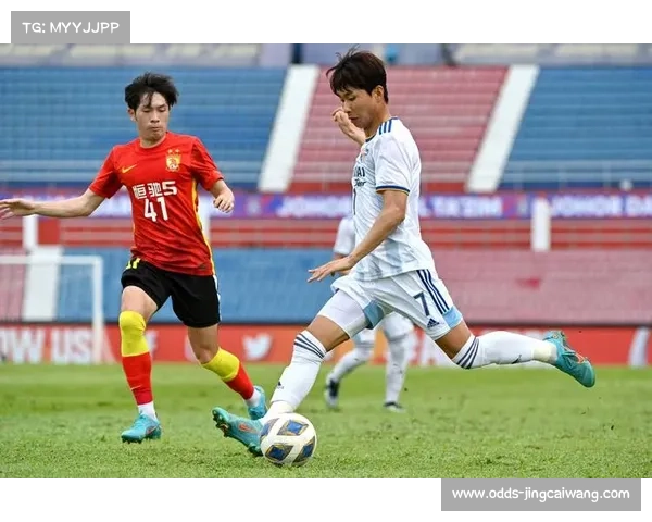 王东升两送助攻激活右路，成都边后卫进攻参与度提升